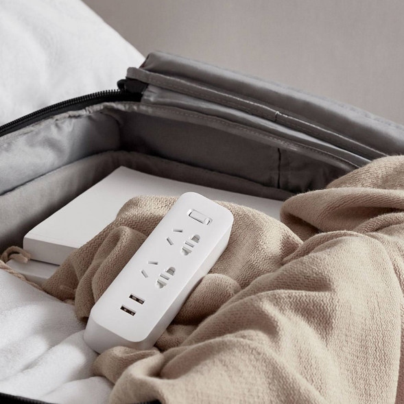 Xiaomi Mijia 2-bit converter 2-bit converter white with 2 ports USB 2A fast charging 17177