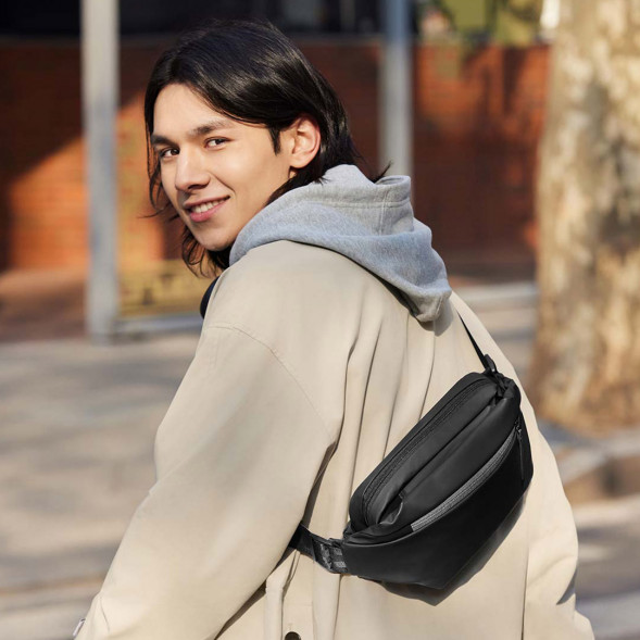 Xiaomi Mijia Multifunctional sports and leisure chest bag green 56549