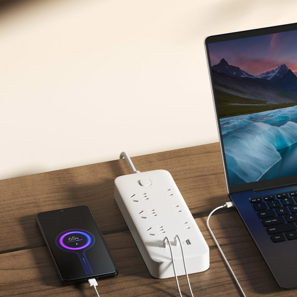 Xiaomi 67W fast charging power strip 56640
